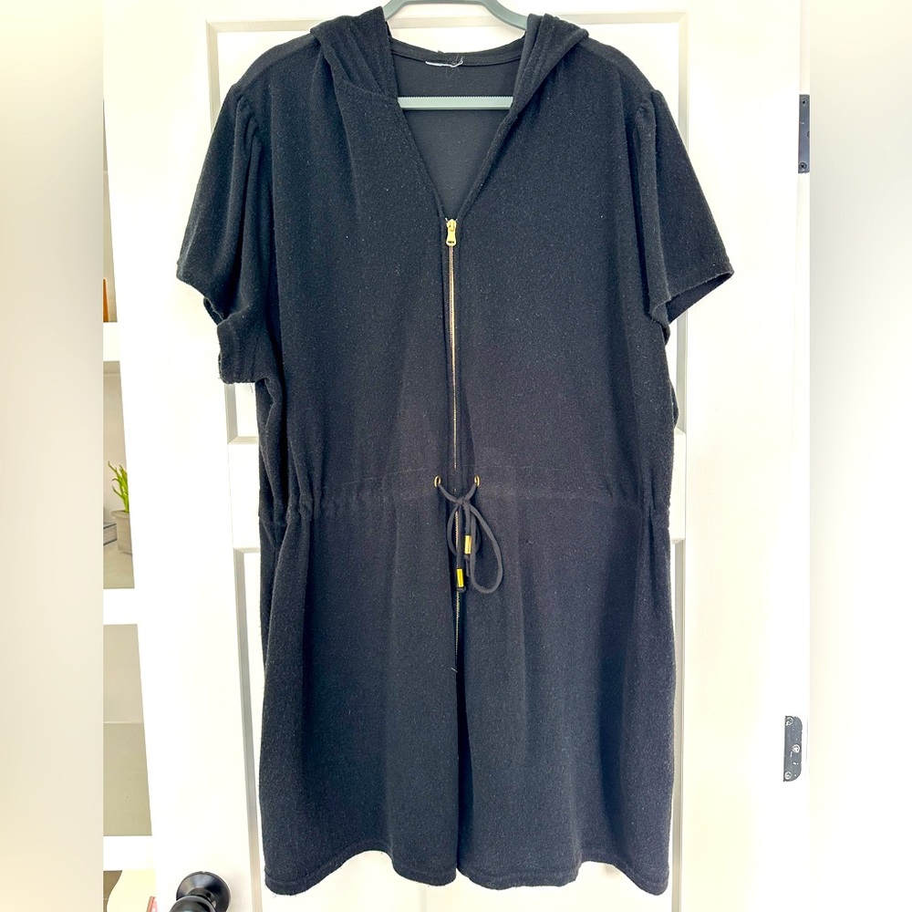 Black Zip Swim Cover. Gold zipper. Terry cloth material. Size XL.
